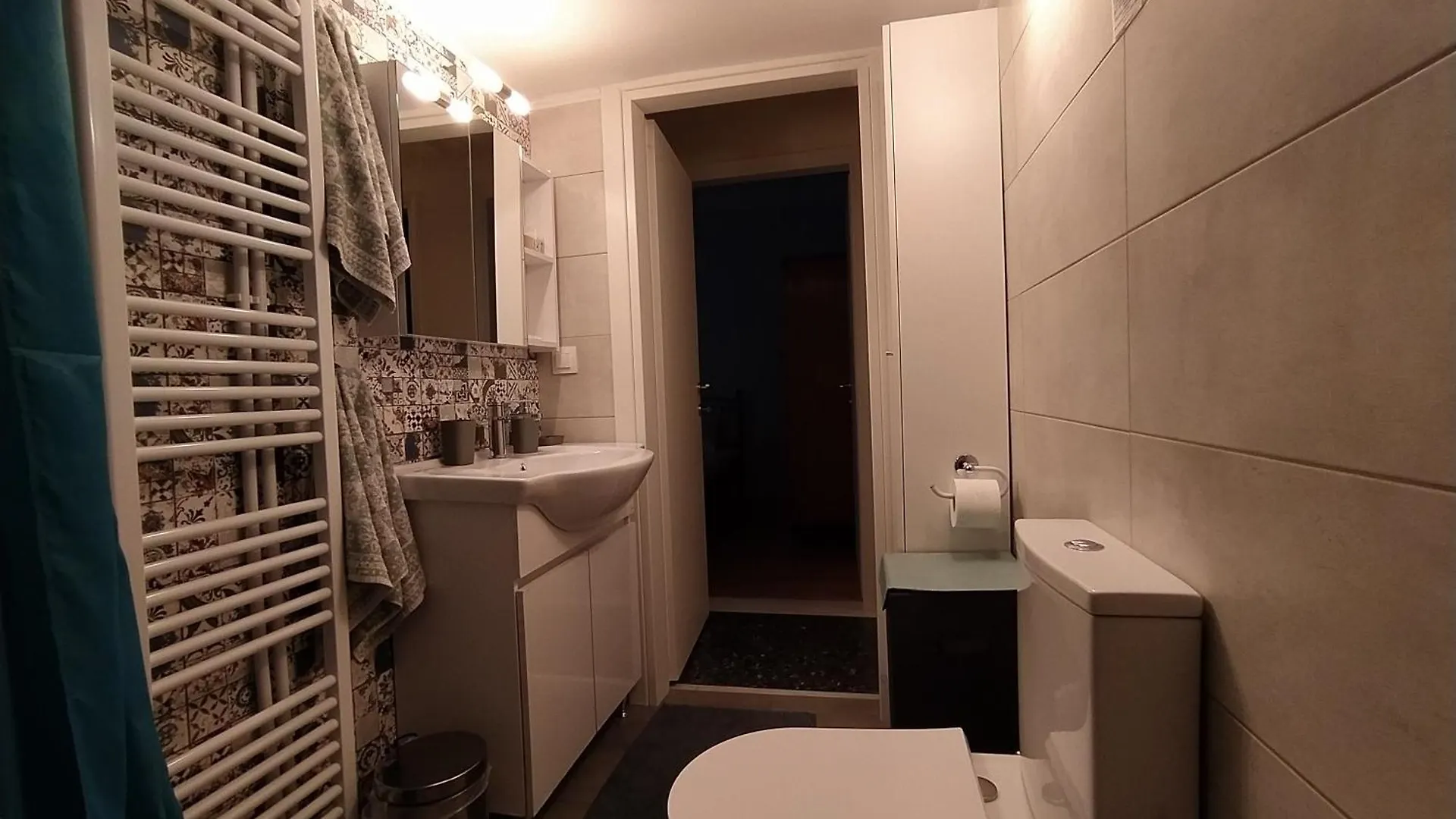 Cozy Three Bdrms Central Apt At Five Filippou Str Thessaloniki