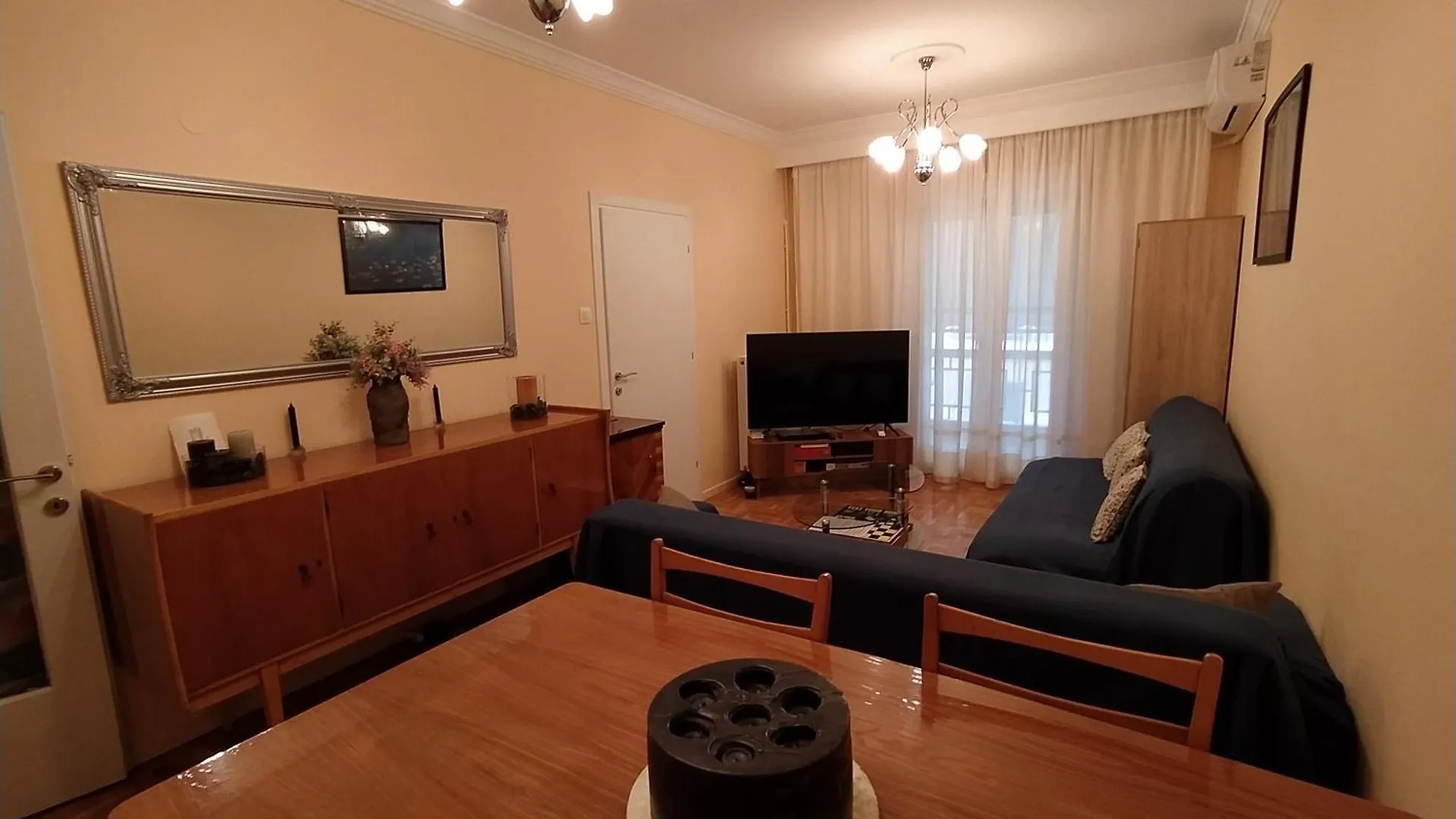 Cozy Three Bdrms Central Apt At Five Filippou Str Salonicco